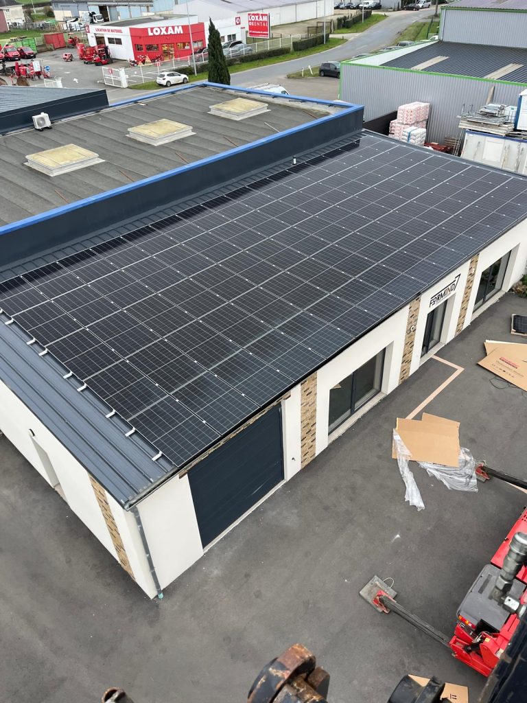 photovoltaique-professionnel-WhatsApp Image 2025-12-18 at 16.56.054